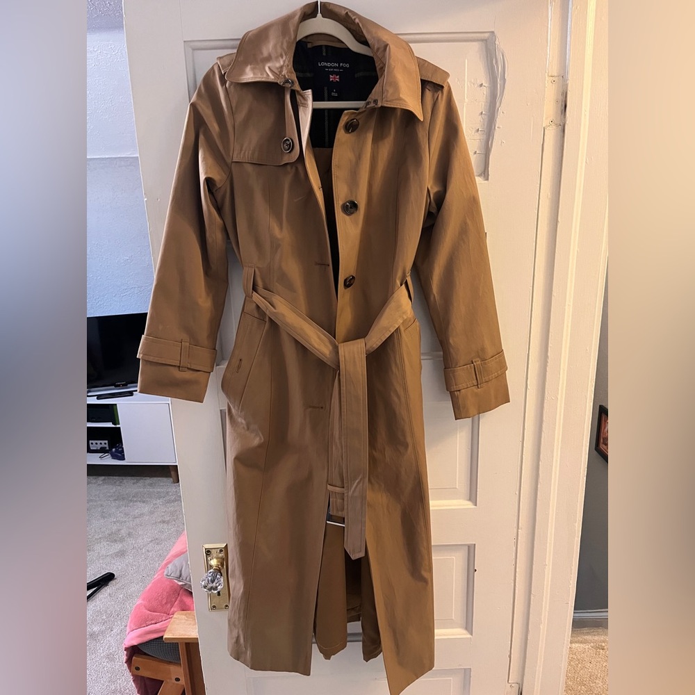 London Fog Tan Trench Coat with Lining and removable hood
